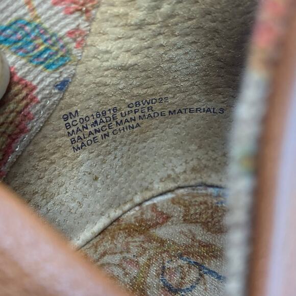 B.O.C. Lucy Comfort Booties Tan Shoes Womens Size 9 - Picture 8 of 8